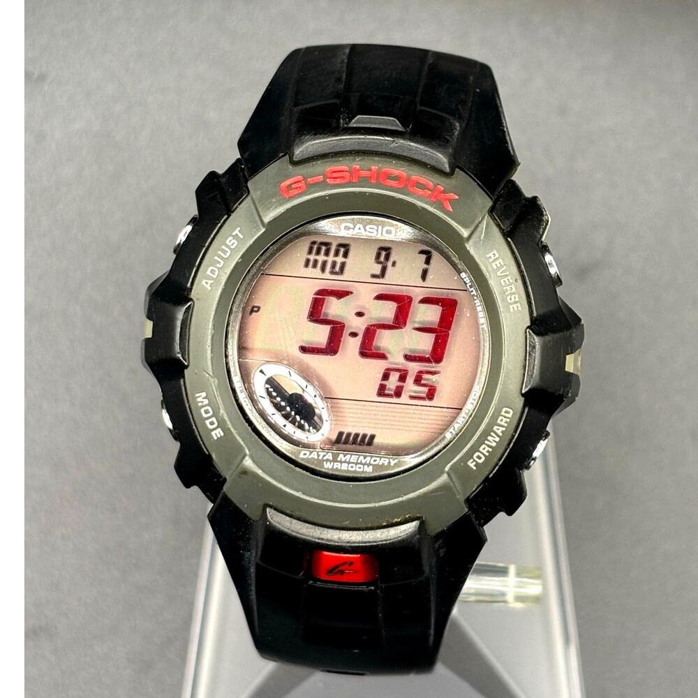 Vintage Casio G-Shock G-3011 Data Memory Digital 200M Watch